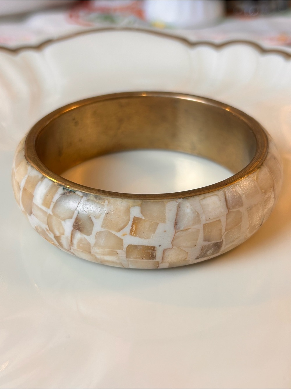 Vintage Bohemian Chunky Brass & Mother of Pearl Mosaic Inlay Bangle Bracelet - Picture 5 of 5